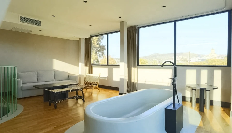 هتل زگ تفلیس